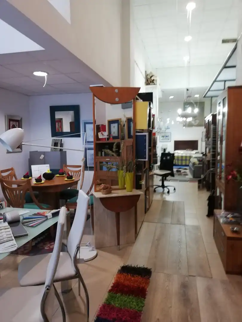 Business premises to rent in Calle Toso Muñiz, imagen 2