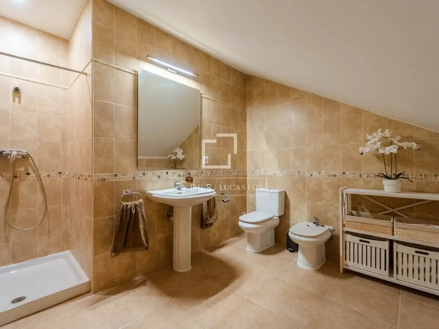 Bathroom of Houses for sale in Cullera  with Air Conditioner, Heating and Terrace