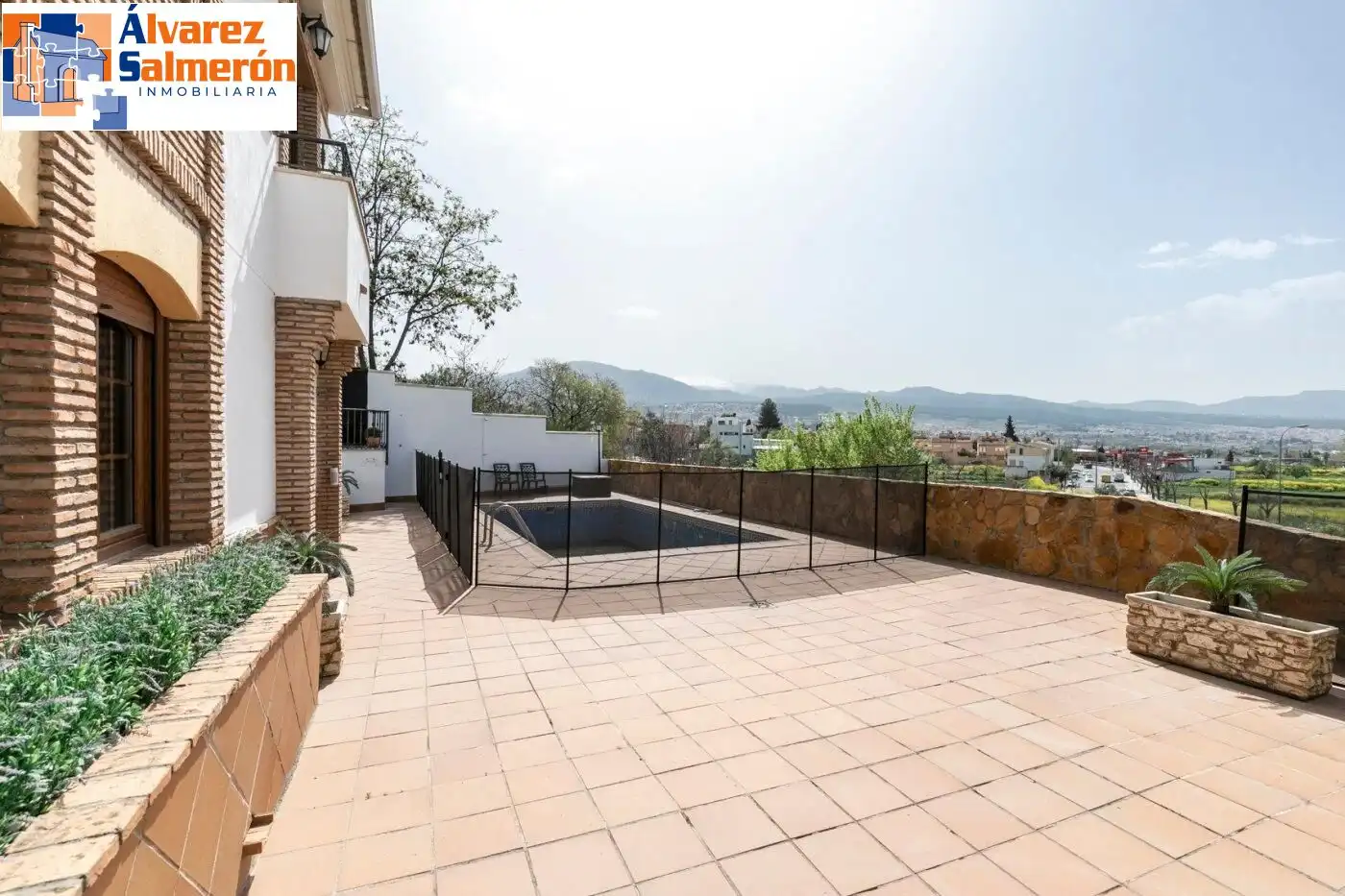 Haus oder Chalet zum Verkauf in Avenida LOAYSA, Huétor Vega