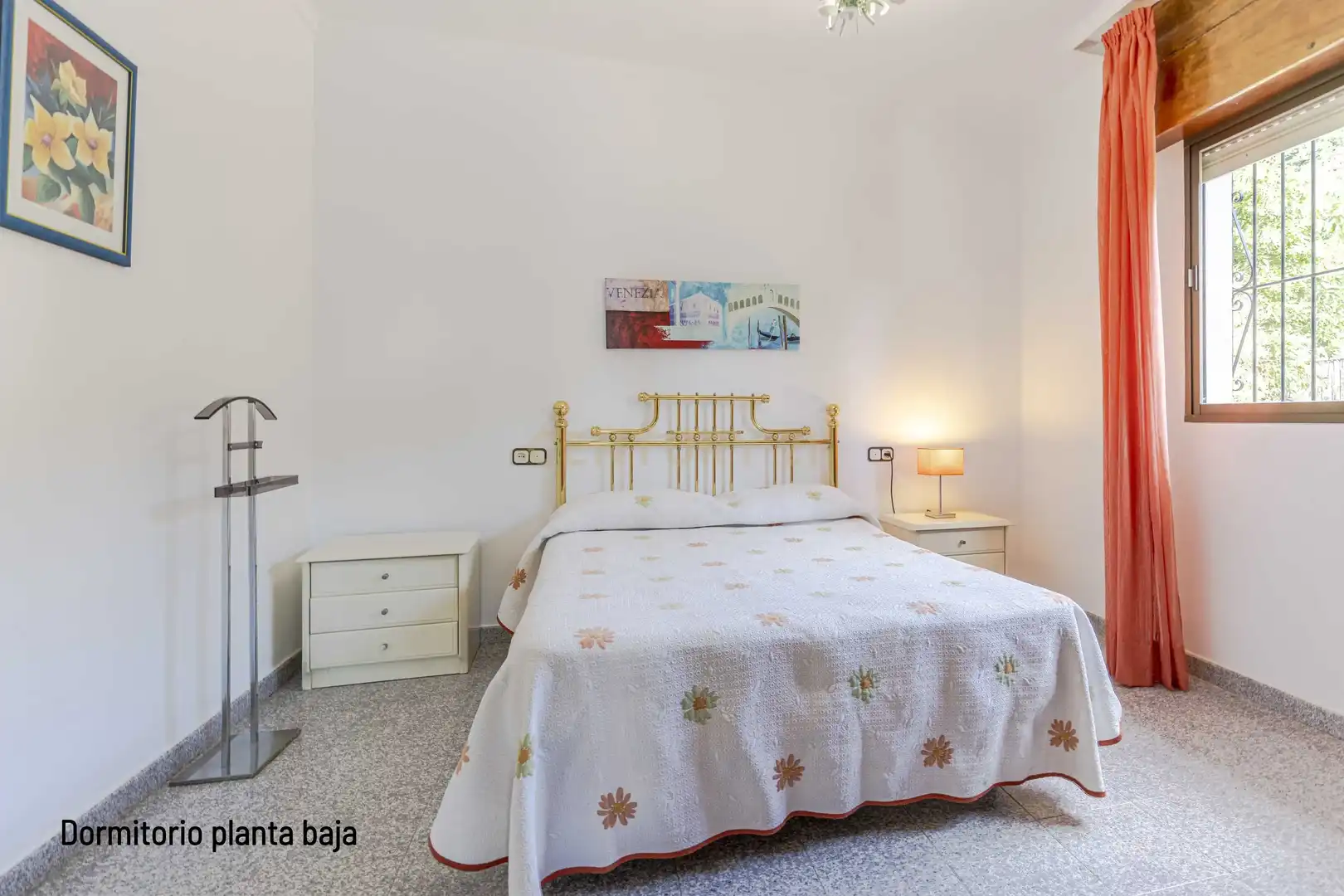 Dormitori de Casa o xalet en venda en Los Guájares amb Aire condicionat, Jardí privat i Traster