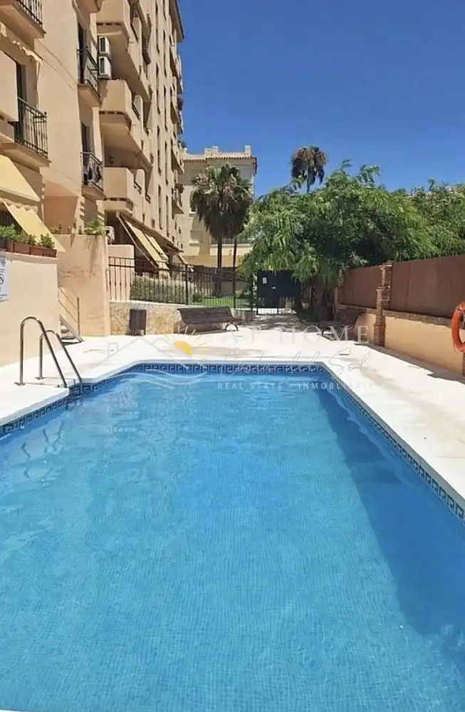 Piscina de Apartamento en venta en Nerja con Terraza y Piscina