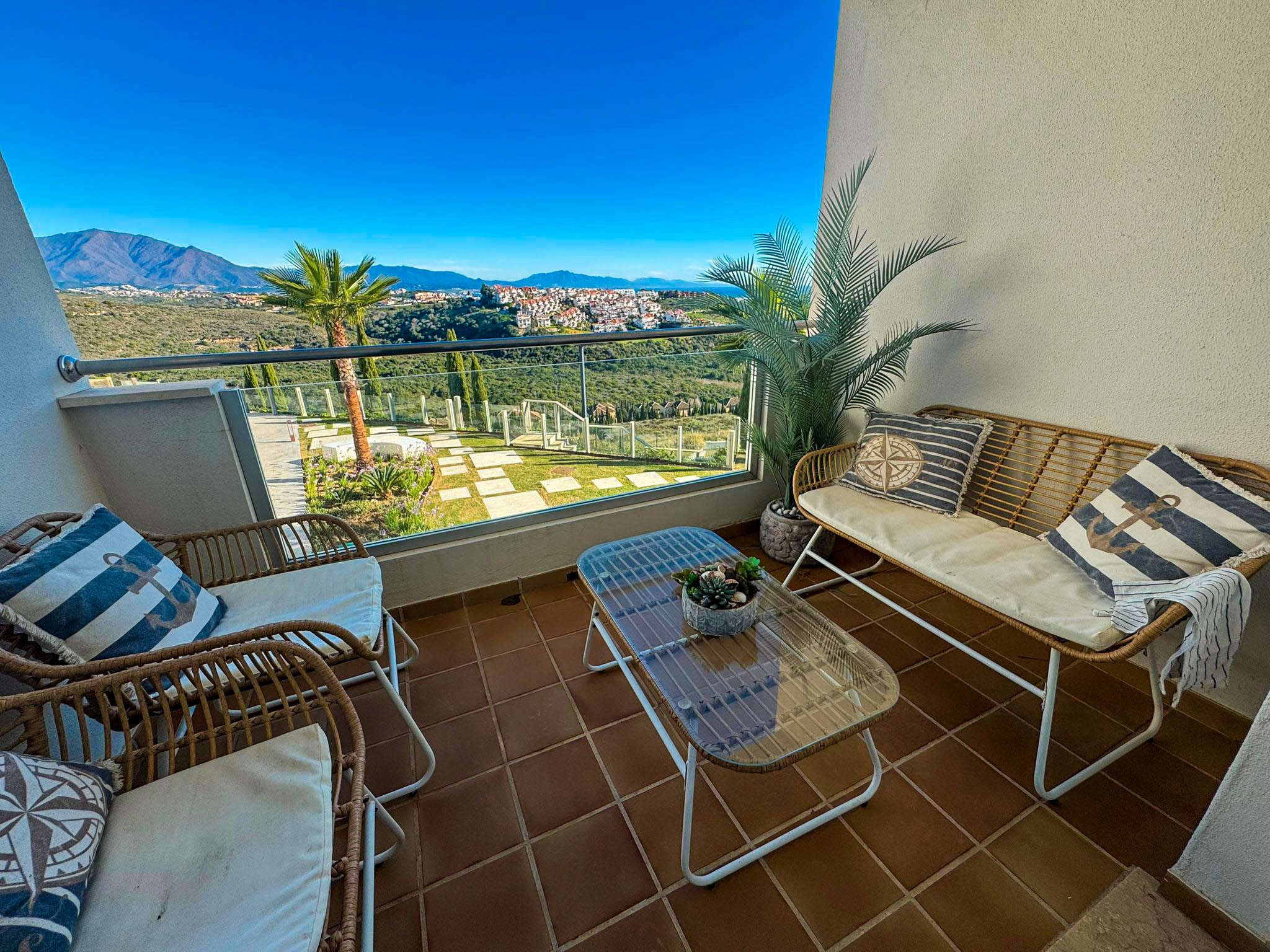 Terrassa de Apartament en venda en Manilva amb Aire condicionat, Calefacció i Terrassa