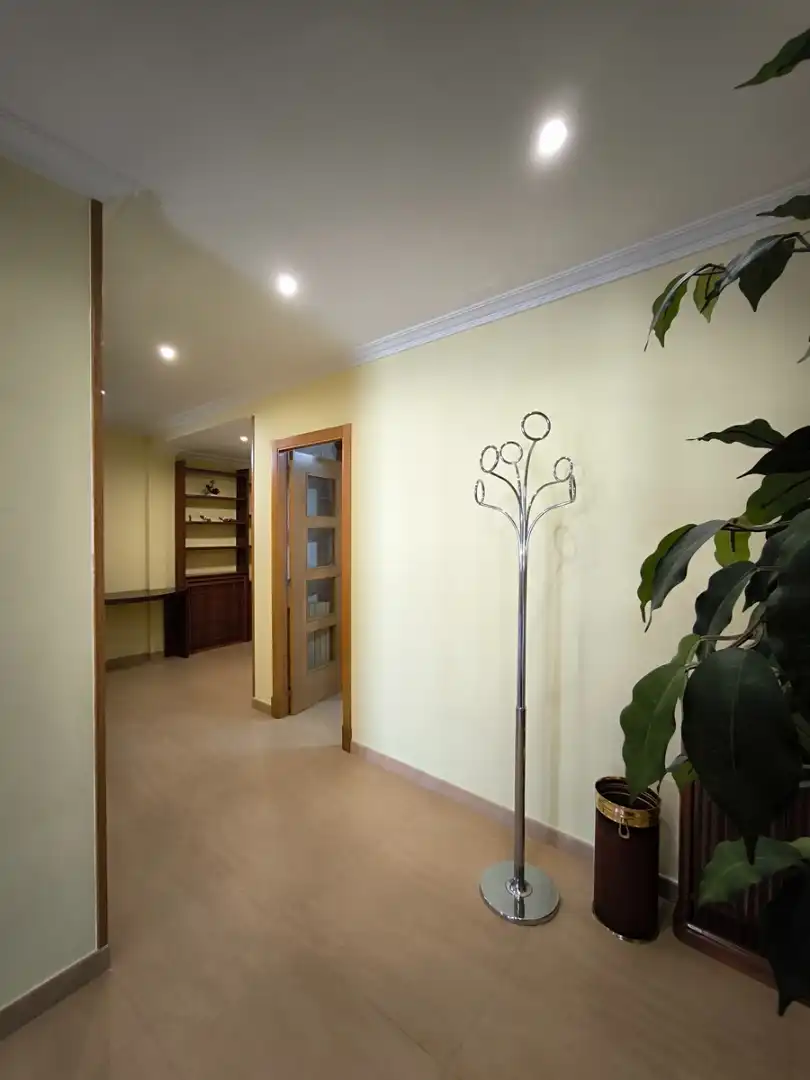 Piso en venta en Vilagarcía de Arousa con Calefacción, Parquet y Amueblado