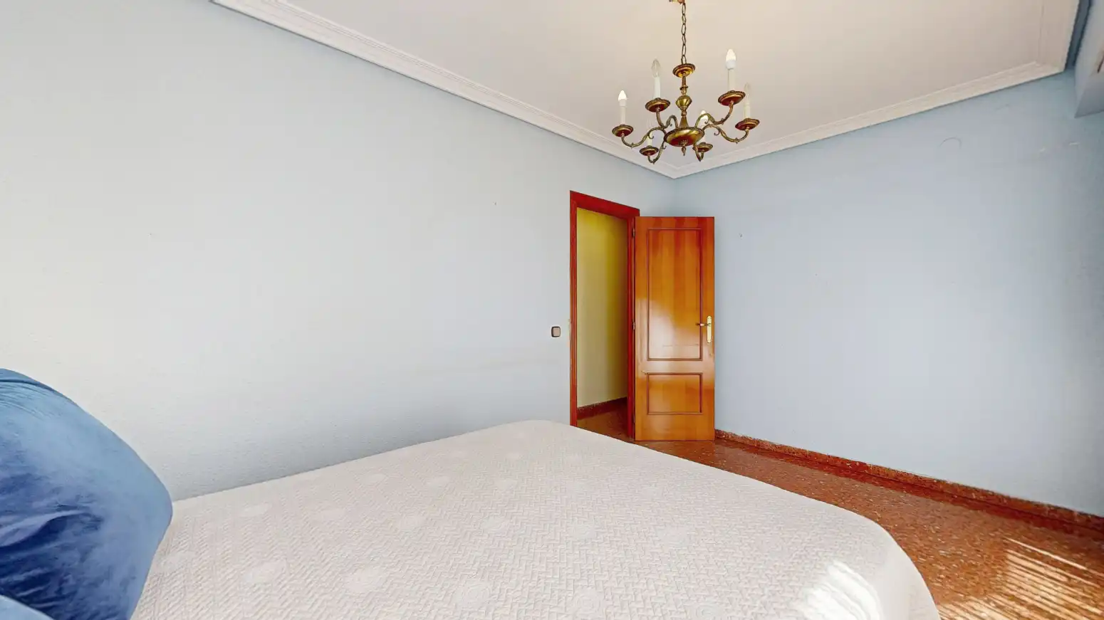 Habitación de Piso en venta en Torrent con Balcón