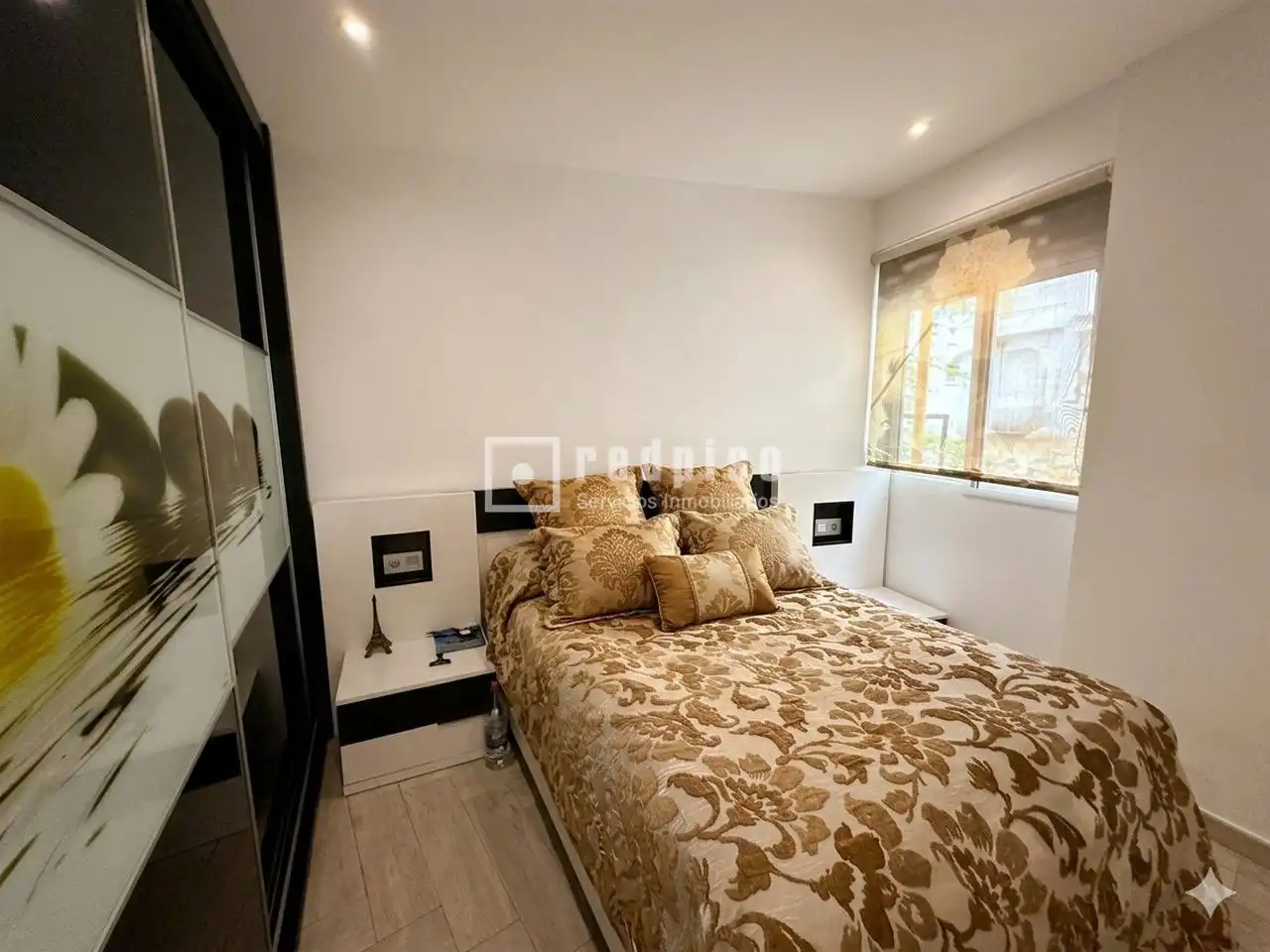 Bedroom of Flat for sale in Valencia  with Air Conditioner and Heating