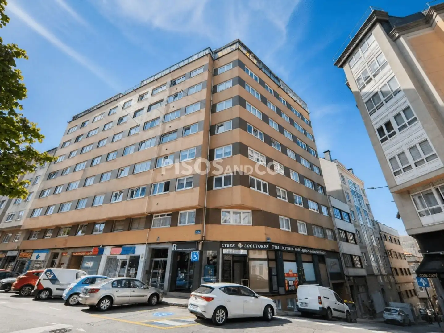 Exterior view of Flat for sale in A Coruña Capital   with Heating, Terrace and Furnished