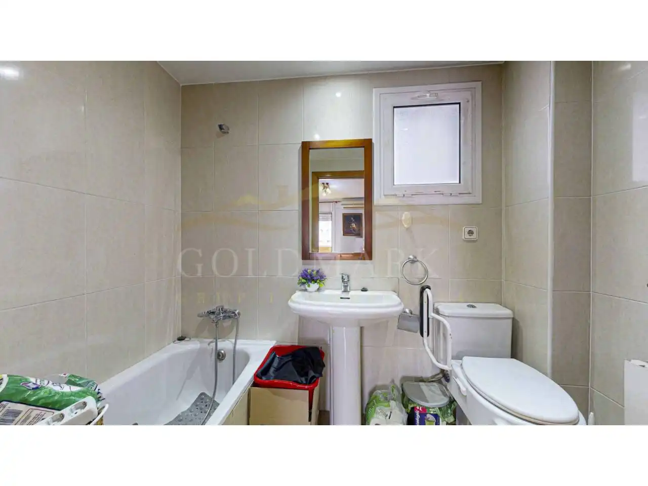 Baño de Dúplex en venta en Sant Joan Despí con Calefacción