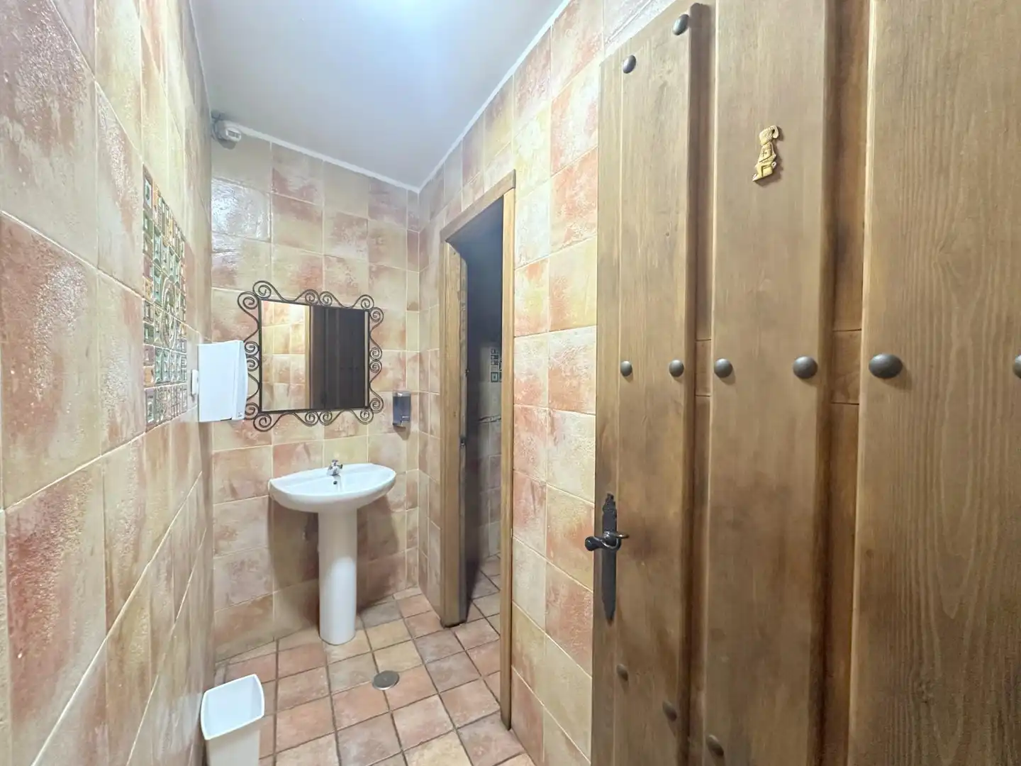 Baño de Local en venta en San Pedro del Arroyo, Ávila
