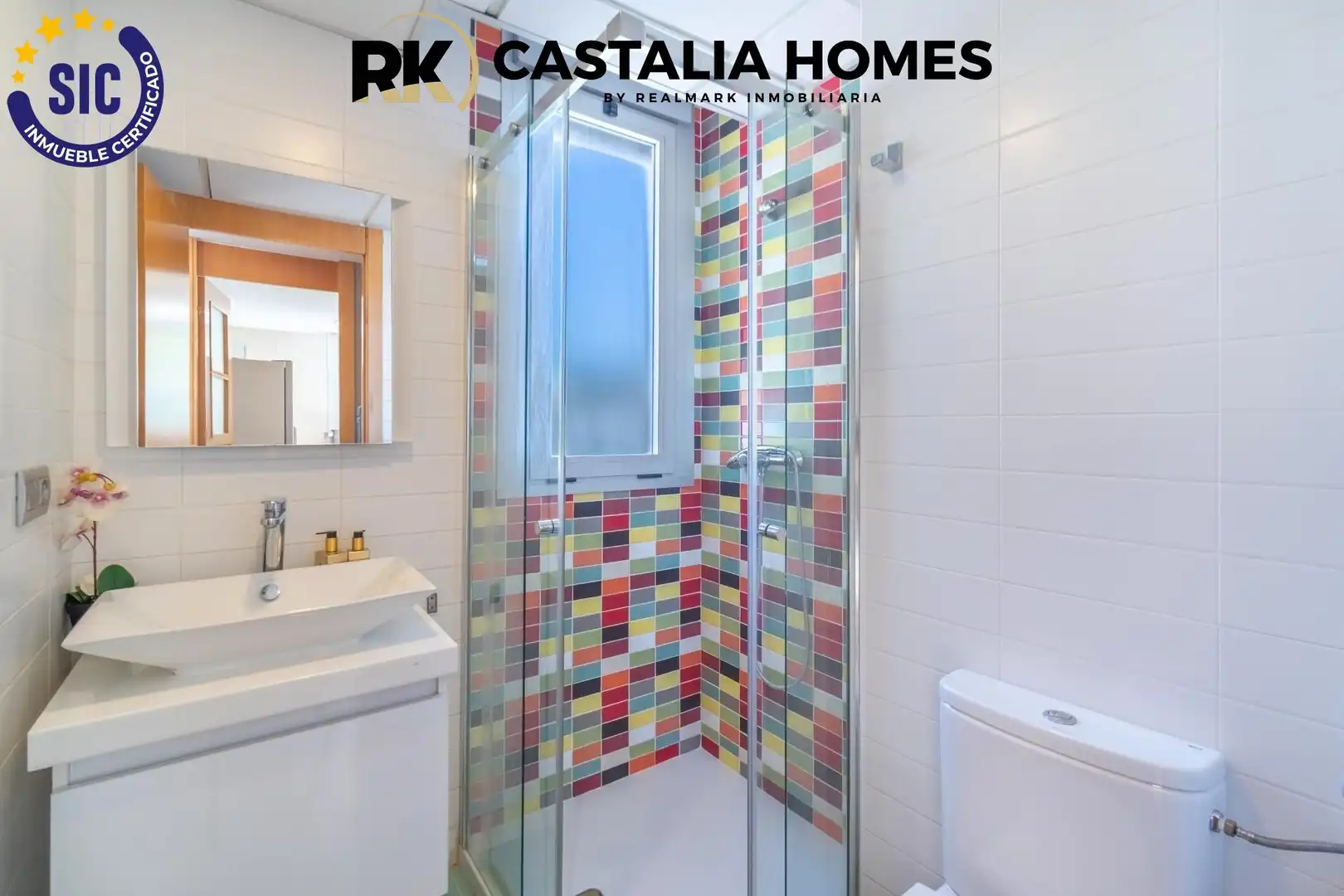 Bany de Casa o xalet en venda en Benicasim / Benicàssim amb Aire condicionat, Calefacció i Jardí privat