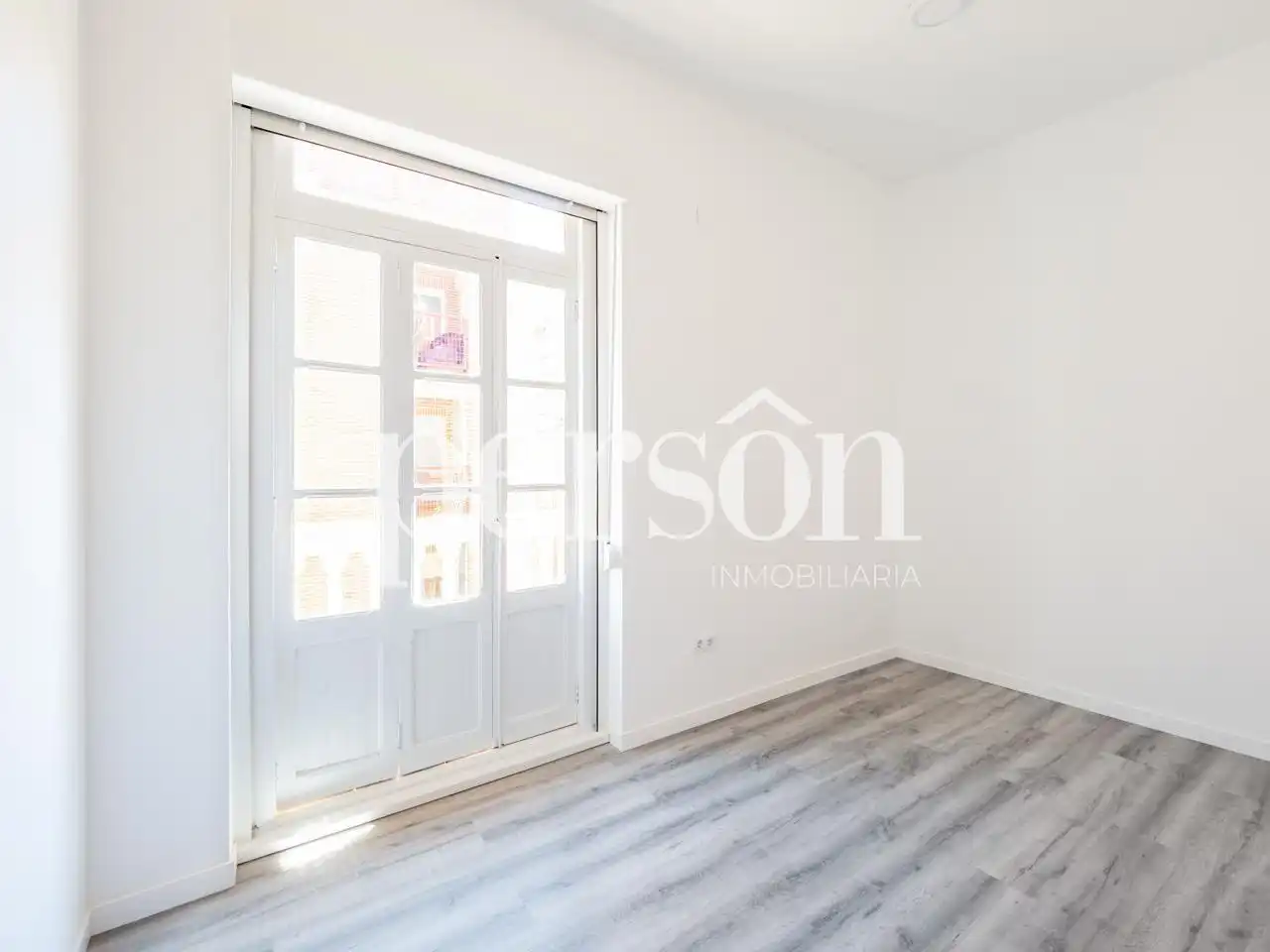 Habitación de Piso de alquiler en Valencia con Aire acondicionado, Calefacción y Amueblado