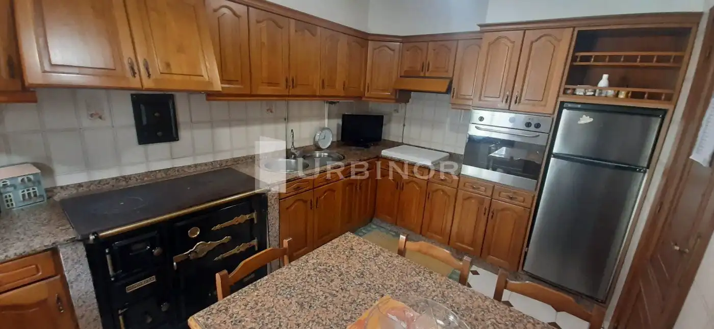 Casa o xalet en venda a Cenlle