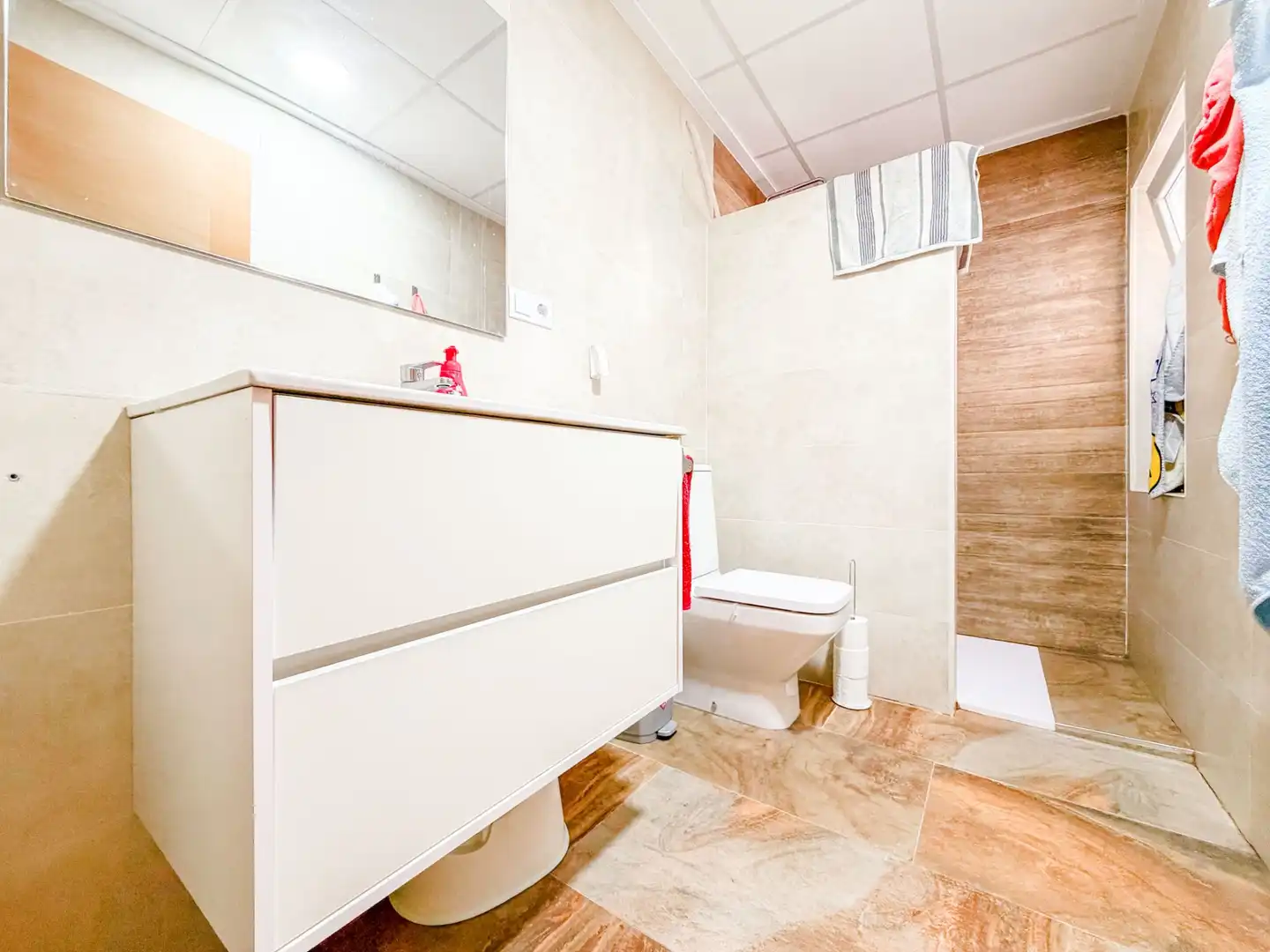 Baño de Casa o chalet en venta en Elda con Aire acondicionado, Amueblado y Internet
