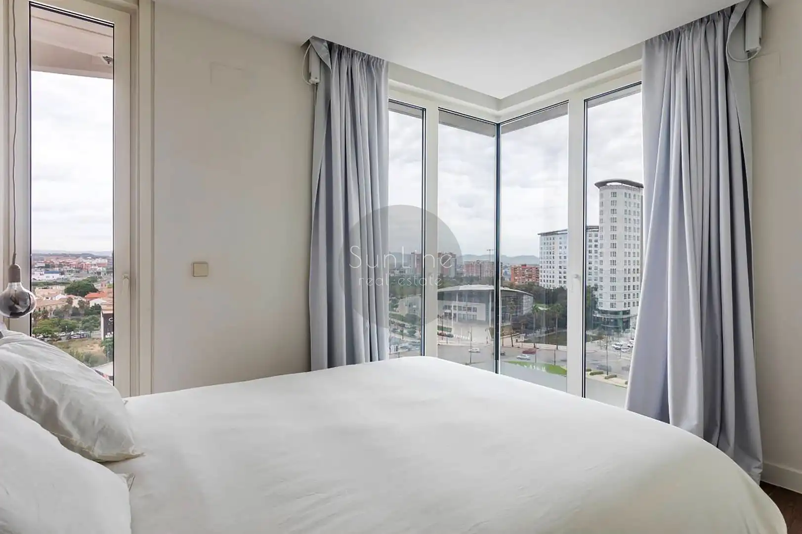 Habitación de Piso de alquiler en Valencia con Aire acondicionado, Amueblado y Balcón