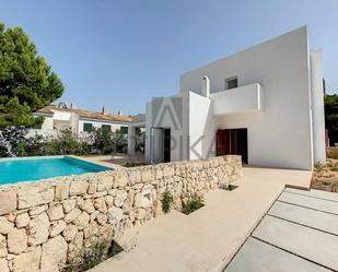 Exterior view of House or chalet for sale in Es Mercadal  with Terrace and Swimming Pool