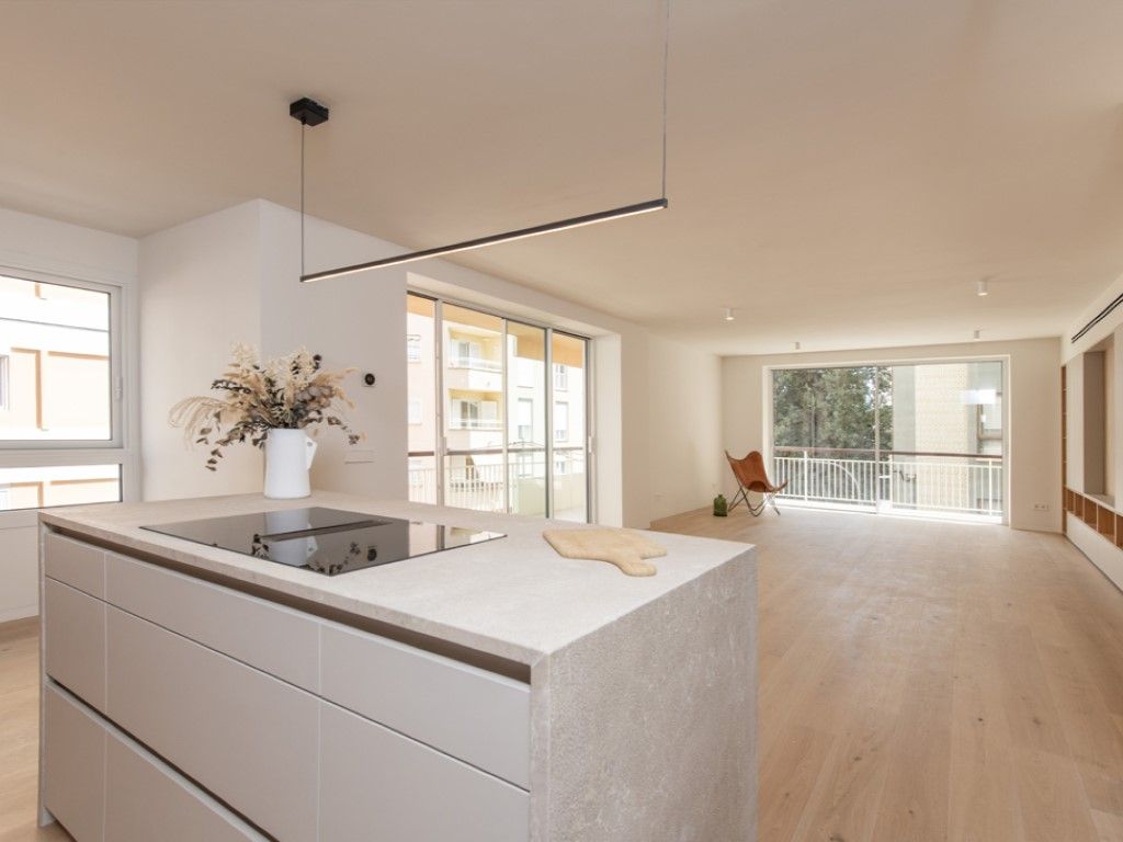 Cuina de Apartament en venda en  Palma de Mallorca amb Aire condicionat, Terrassa i Balcó