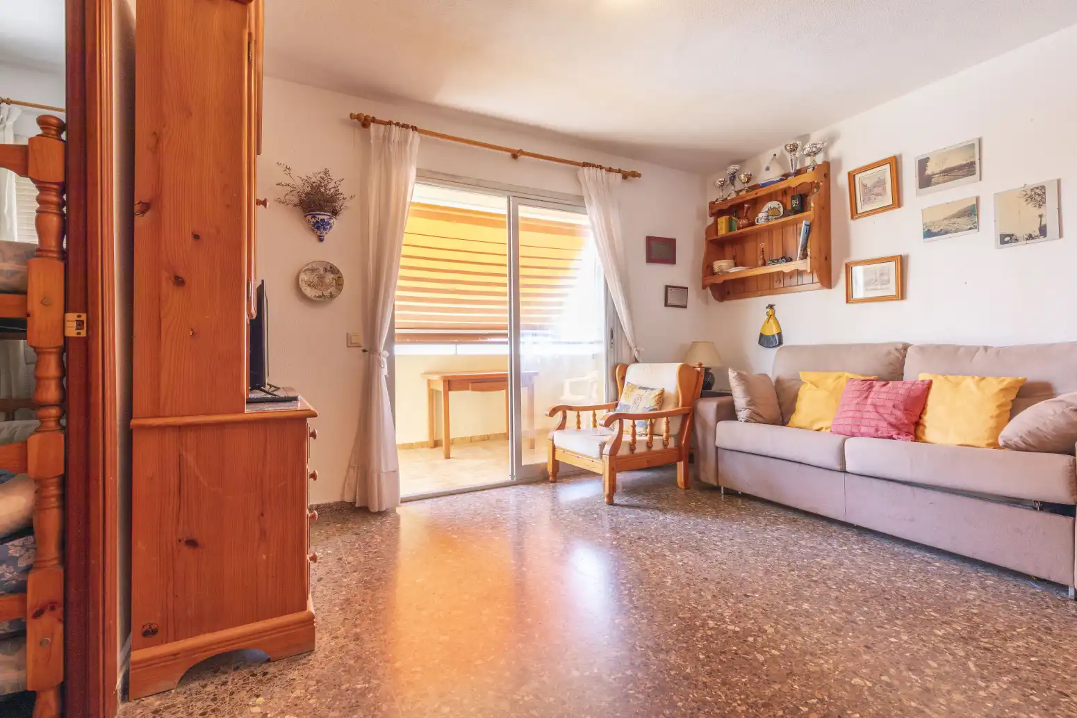 Sala d'estar de Pis en venda en La Pobla de Farnals amb Jardí privat, Terrassa i Piscina comunitària