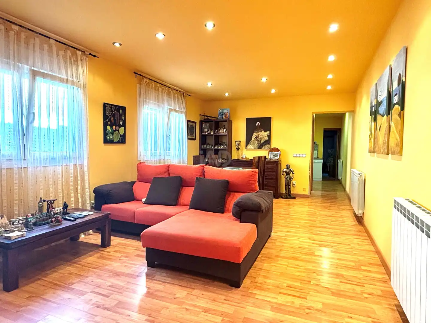 Sala d'estar de Casa o xalet en venda en Castellserà amb Calefacció i Terrassa