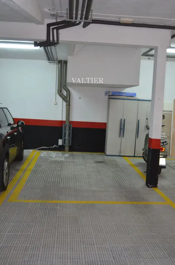 Parking de Piso de alquiler en Madrid con Aire acondicionado
