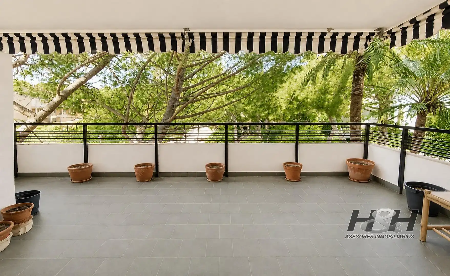 Terraza de Piso en venta en Náquera con Jardín privado, Terraza y Balcón
