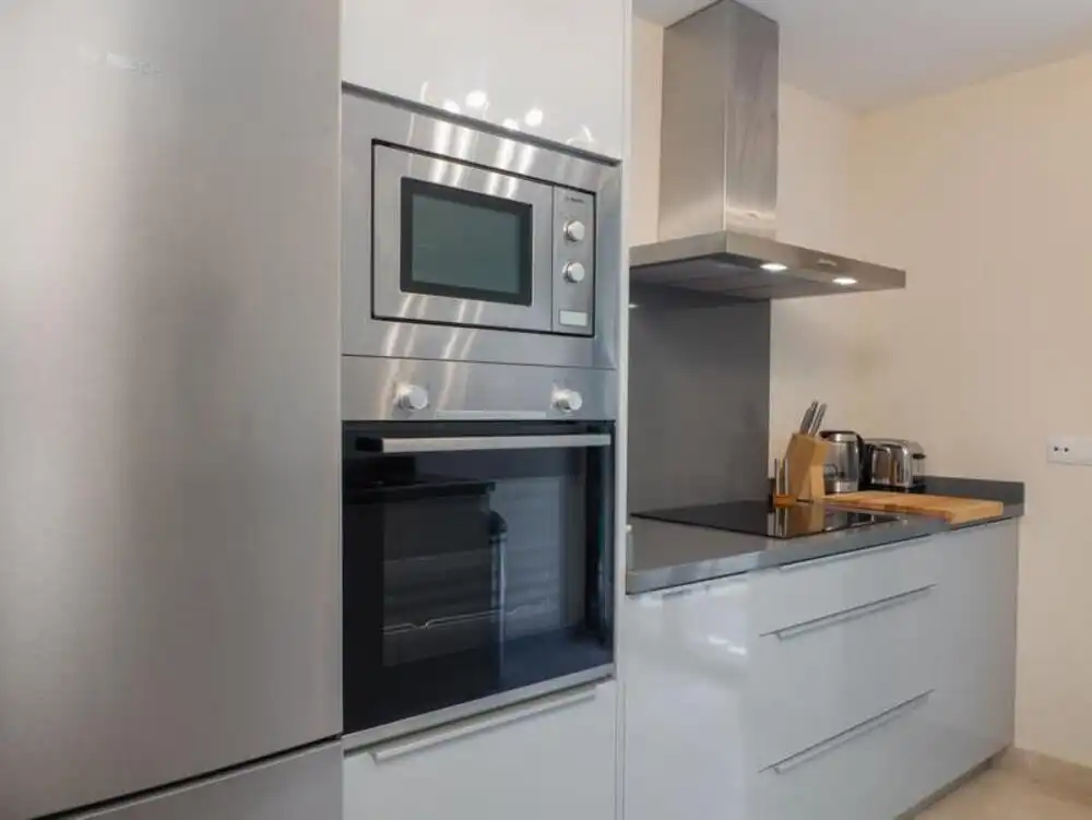Cocina de Planta baja en venta en Benahavís con Aire acondicionado, Terraza y Piscina