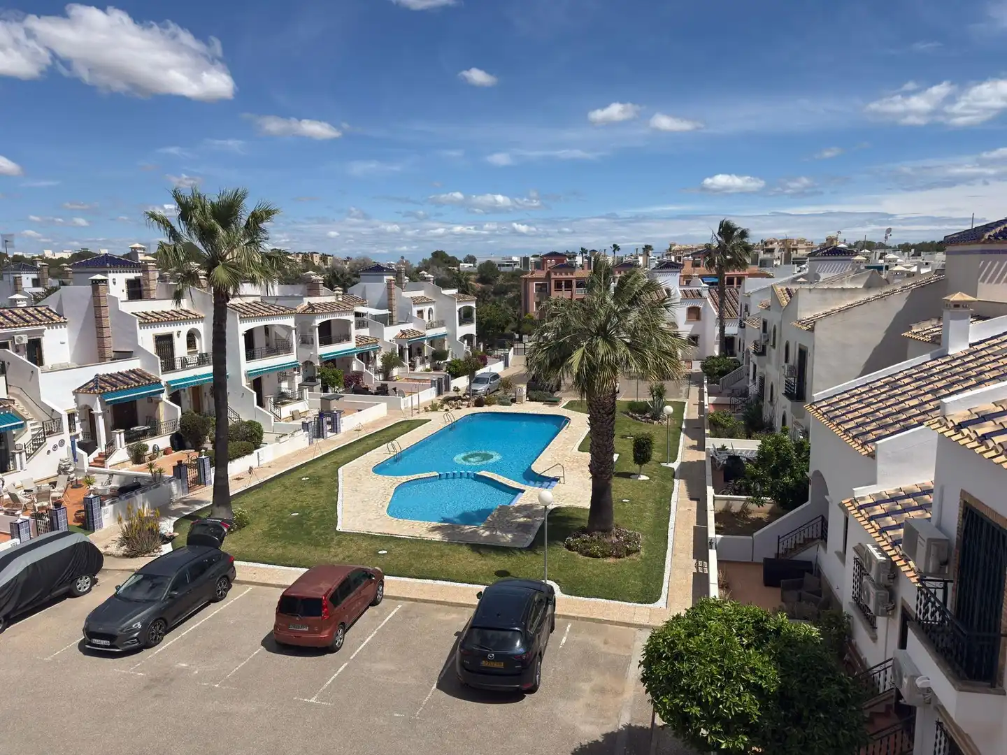 Vista exterior de Ático en venta en Orihuela con Terraza y Amueblado