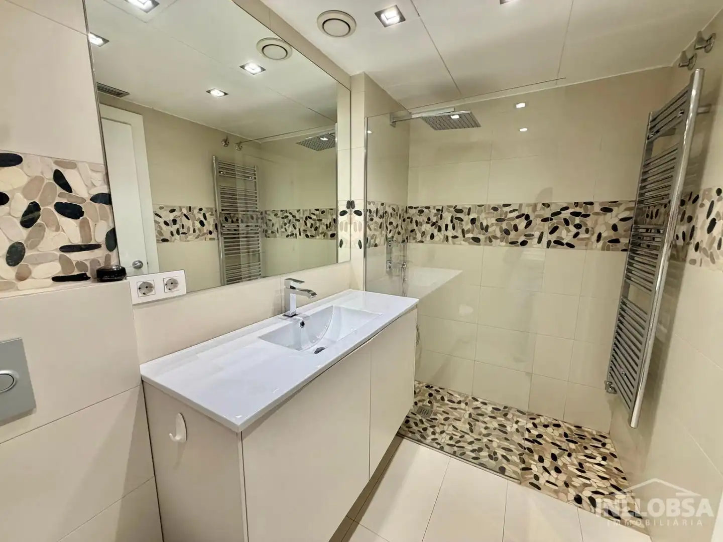 Badezimmer von Maisonette zum Verkauf in Manresa mit Klimaanlage, Heizung und Terrasse