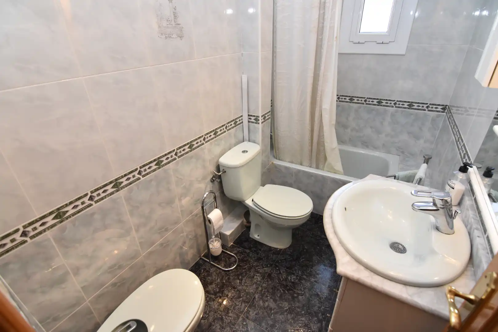 Flat with terrace for sale in Carrer Moragas i Barret, imagen 21