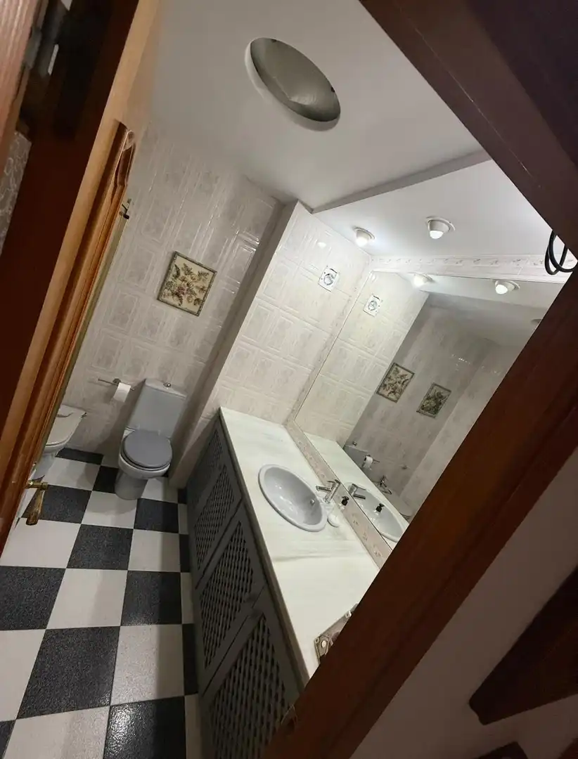 Bathroom of Flat for rent in La Línea de la Concepción  with Furnished