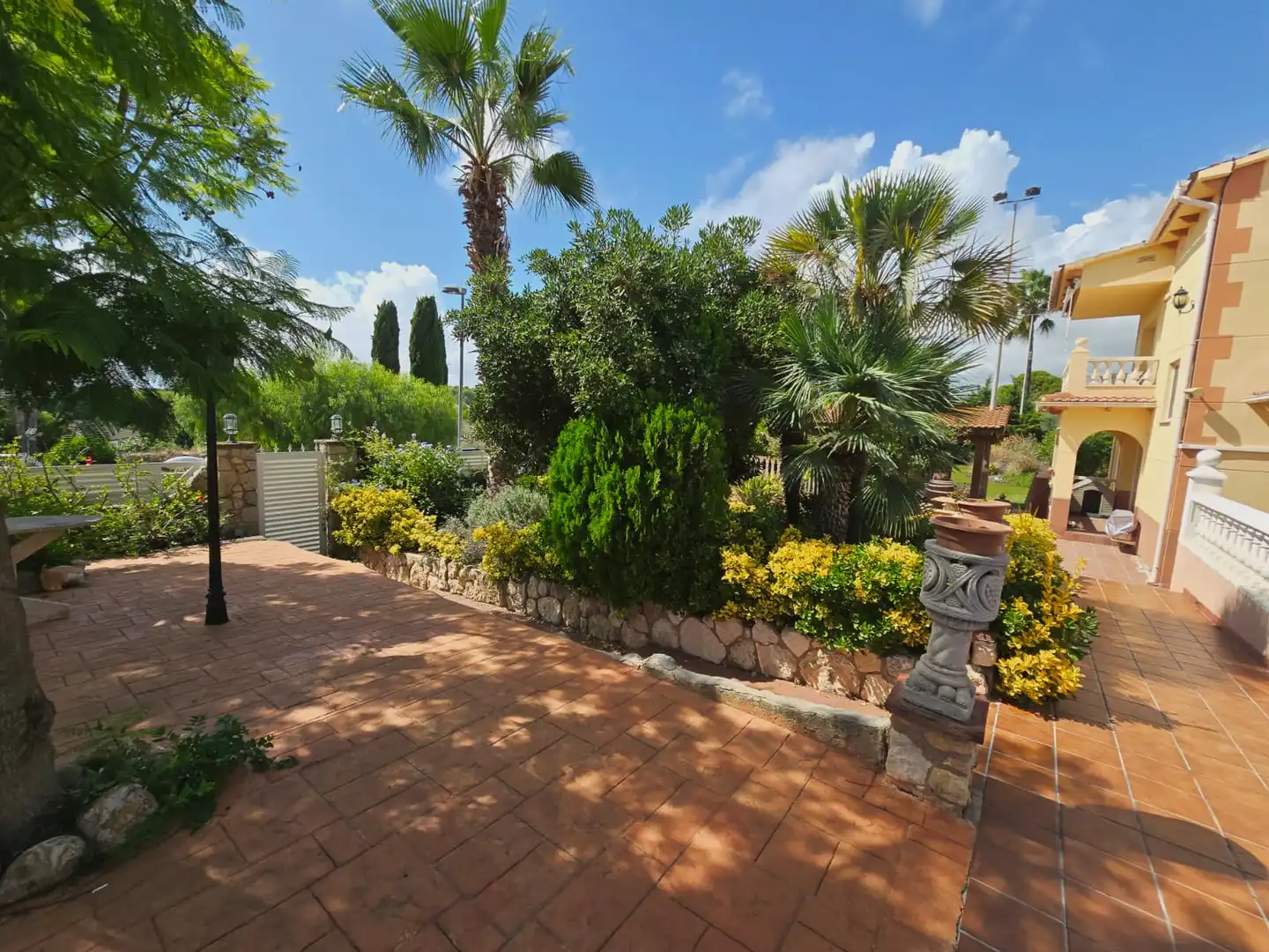 Jardín de Casa o chalet en venta en Creixell con Aire acondicionado, Calefacción y Jardín privado
