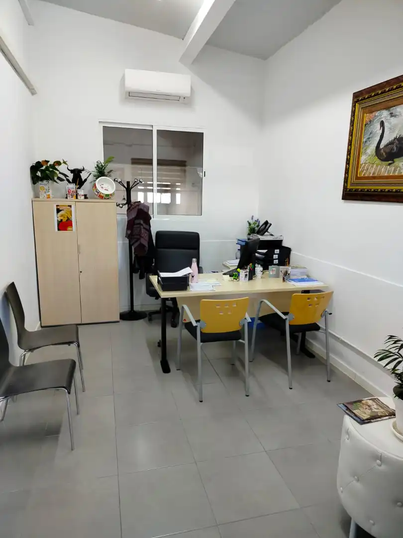 Nave industrial en traspaso en Parla con Calefacción