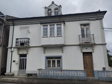 Casa con jardín en venta en Viveiro