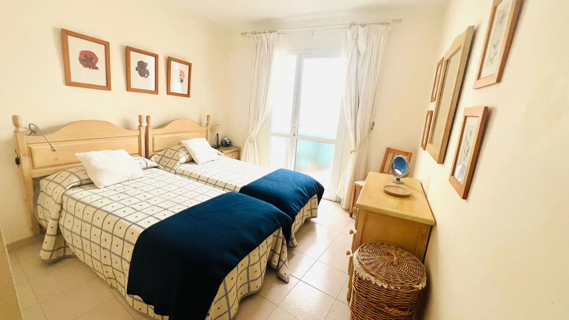 Dormitori de Apartament en venda en Granadilla de Abona amb Moblat, Forn i Rentadora