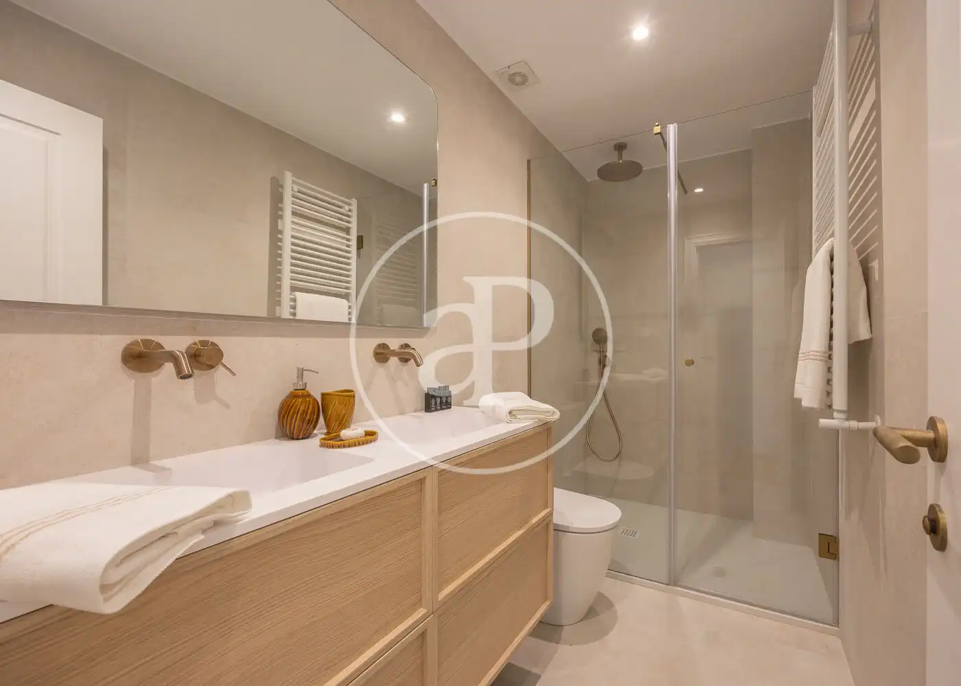 Baño de Piso en venta en Madrid con Aire acondicionado, Calefacción y Trastero
