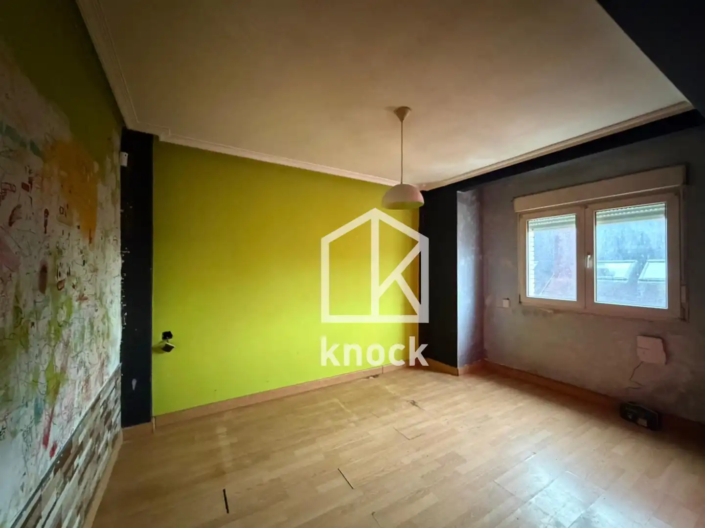 Habitación de Piso en venta en Gijón  con Calefacción