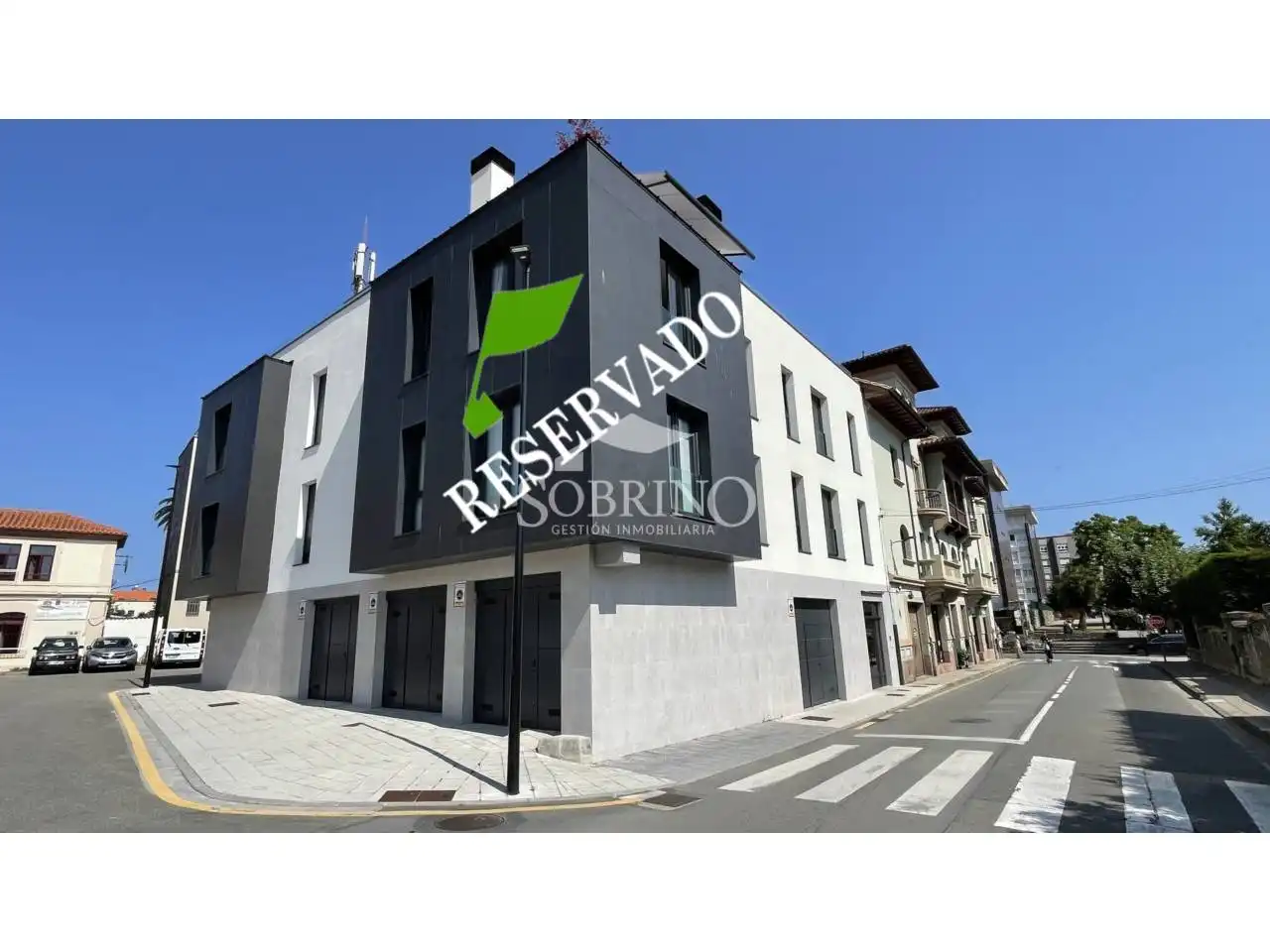 Vista exterior de Apartament en venda en Llanes amb Aire condicionat, Calefacció i Moblat