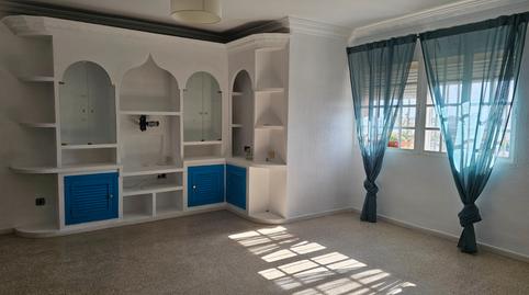 Foto 2 von Wohnung zur Miete in Sanlúcar la Mayor, Sevilla