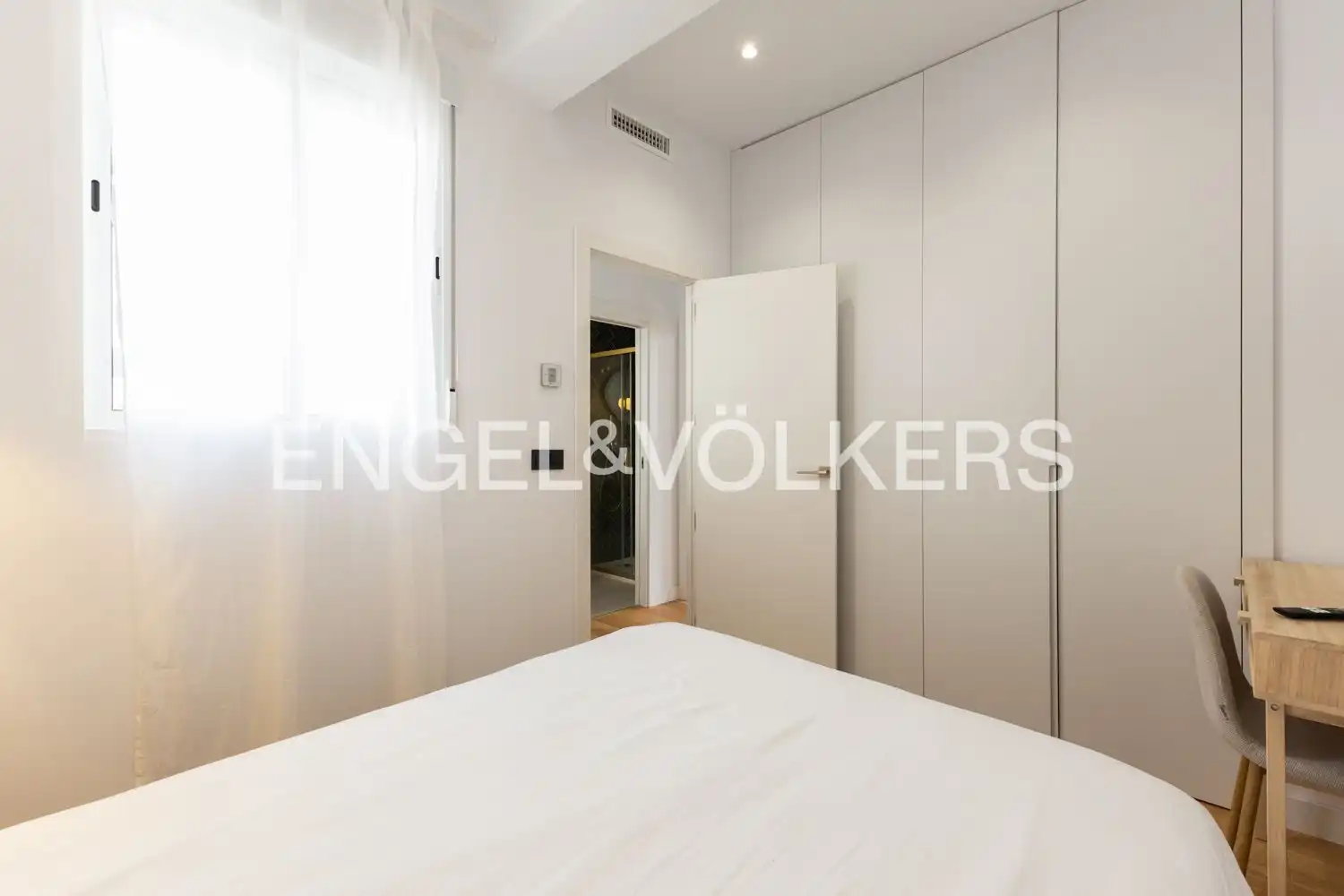 Habitación de Piso en venta en Valencia con Aire acondicionado, Calefacción y Terraza