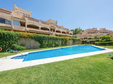 Apartament amb piscina de lloguer a Elviria - Cabopino