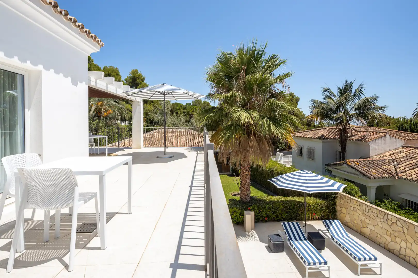 Terrassa de Casa o xalet de lloguer en Marbella amb Aire condicionat, Jardí privat i Terrassa