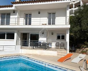 Piscina de Casa o xalet en venda en L'Escala amb Aire condicionat, Calefacció i Jardí privat