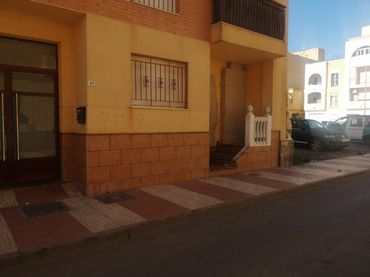 Appartement compact avec ascenseur à vendre à Roquetas de Mar ciudad
