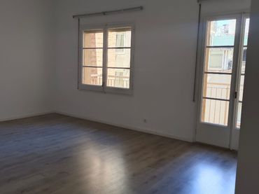 Bureau avec ascenseur à louer à Carrer de Balmes 278