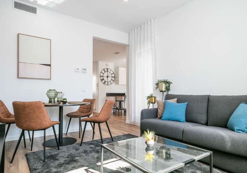 Living room of Flat to rent in  Barcelona Capital  with Air Conditioner, Heating and Parquet flooring