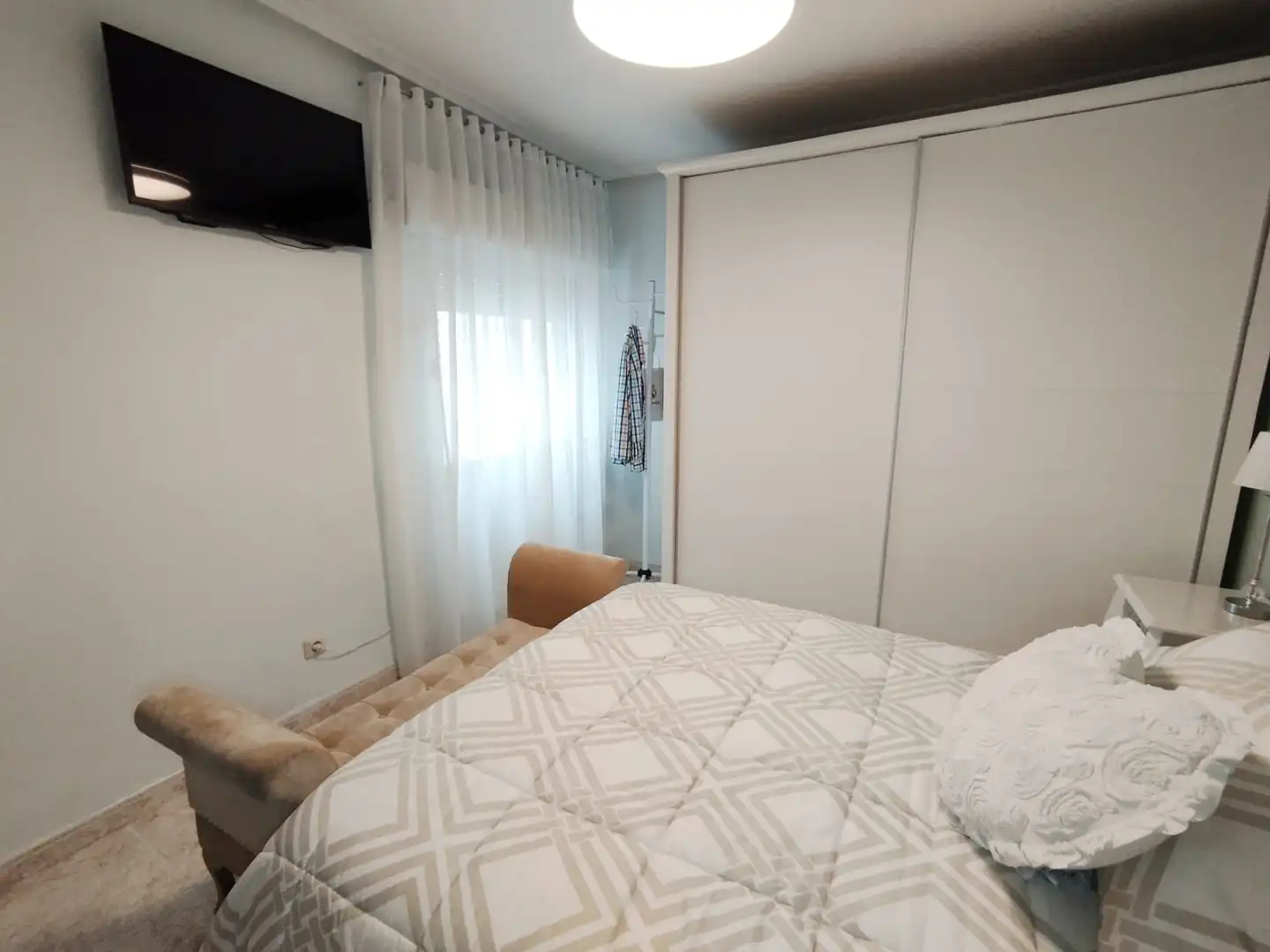Dormitori de Pis en venda en Tomelloso amb Aire condicionat, Terrassa i Moblat