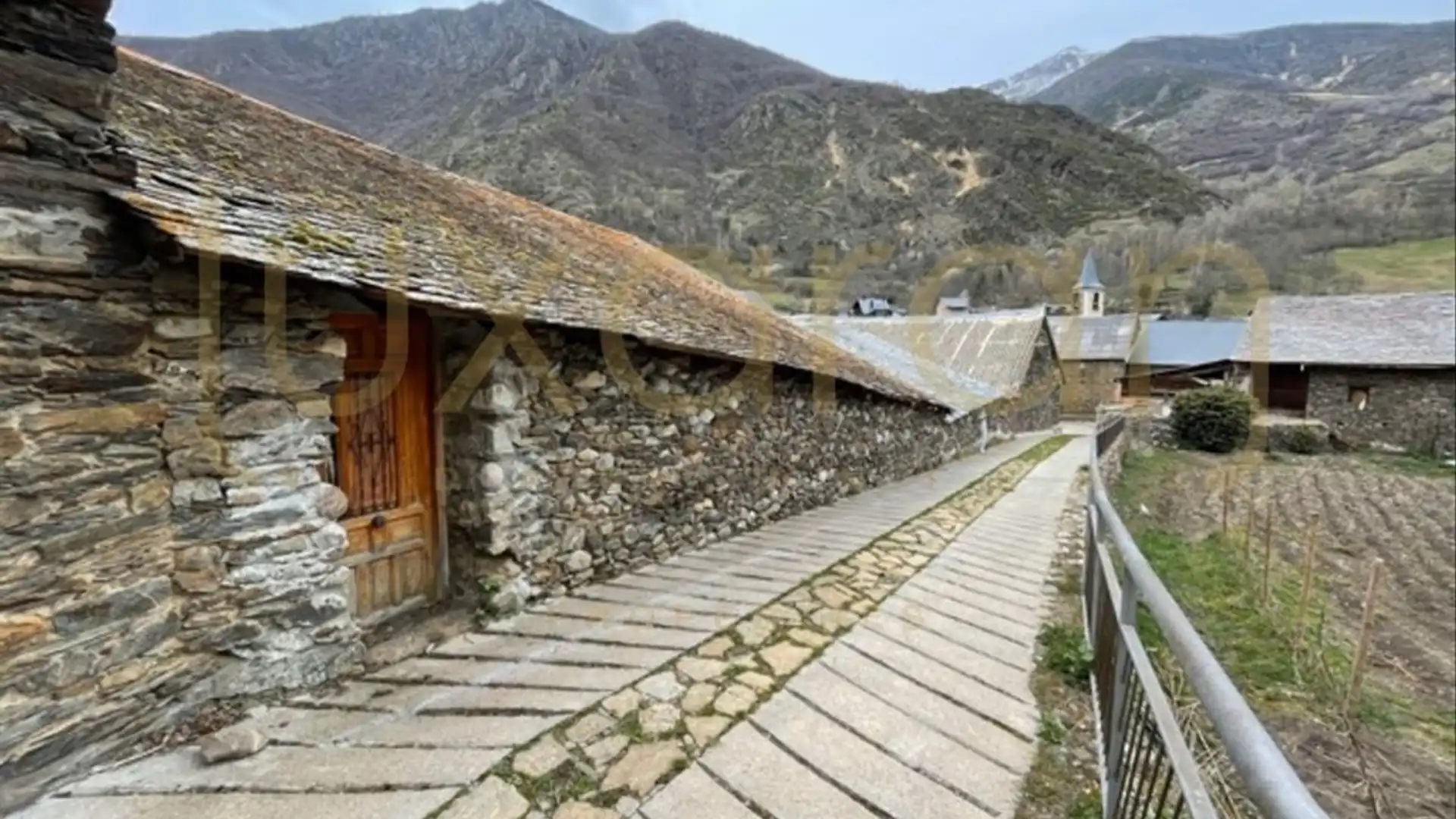 Vista exterior de Casa o chalet en venta en Alt Àneu