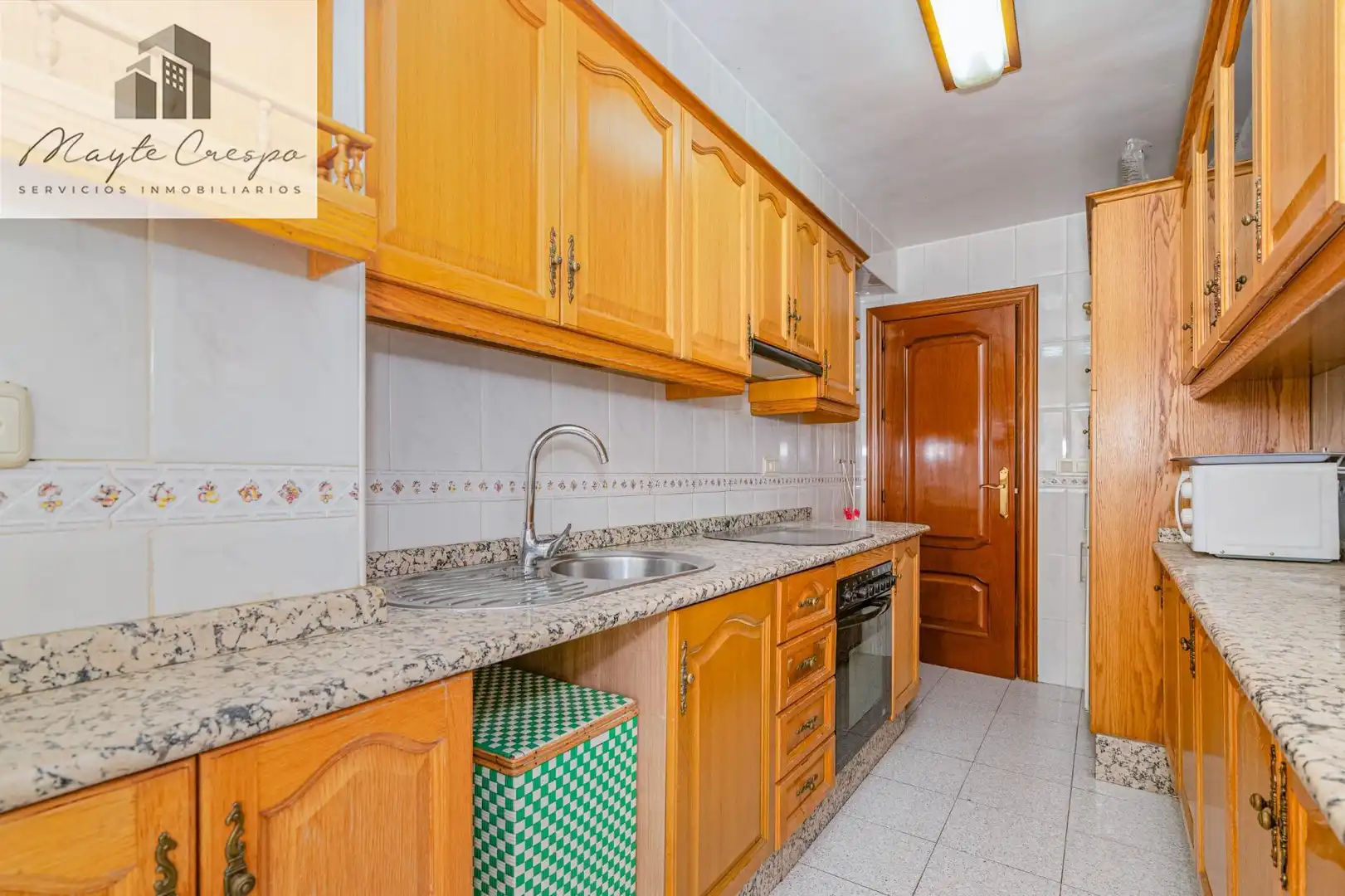 Cocina de Piso en venta en Granada con Aire acondicionado y Balcón