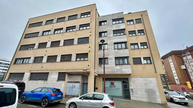 Piso en Venta en Gijón - Calle Espinosa, 1 en La Calzada