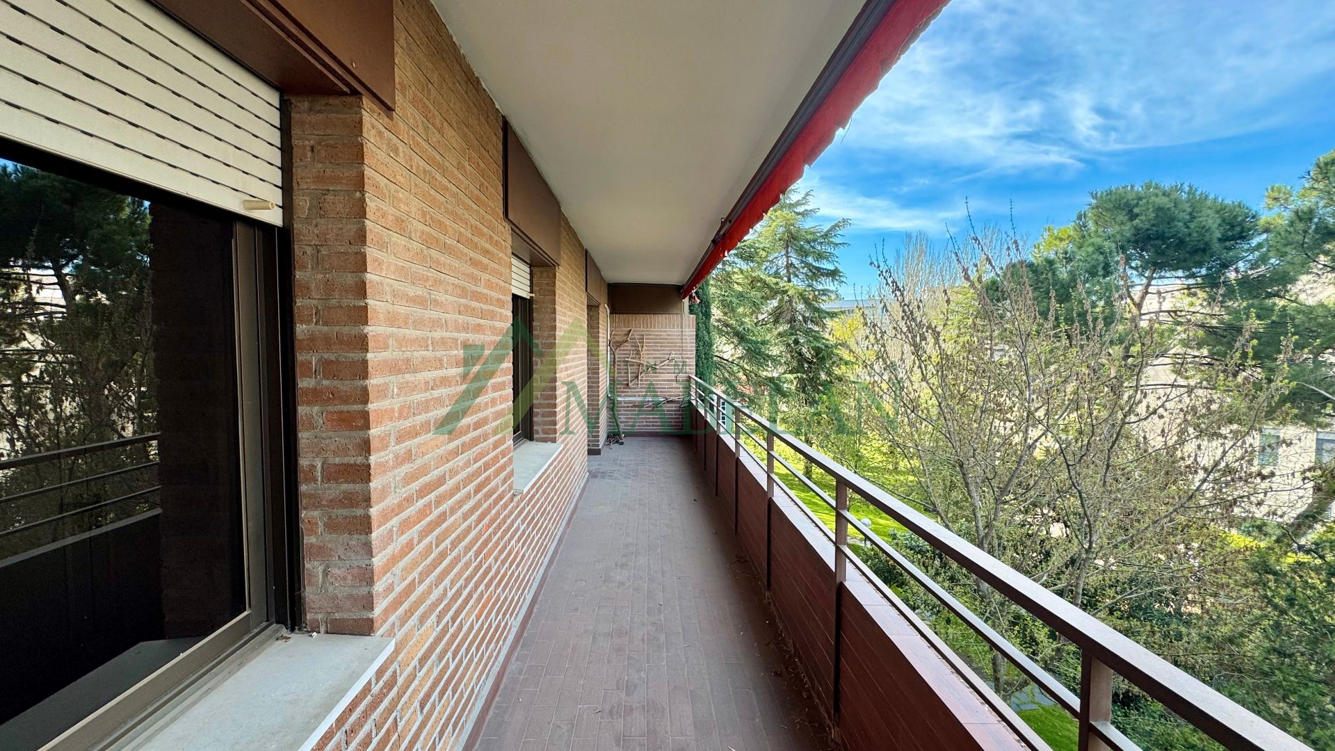 Vista exterior de Piso en venta en  Madrid Capital con Aire acondicionado, Calefacción y Parquet