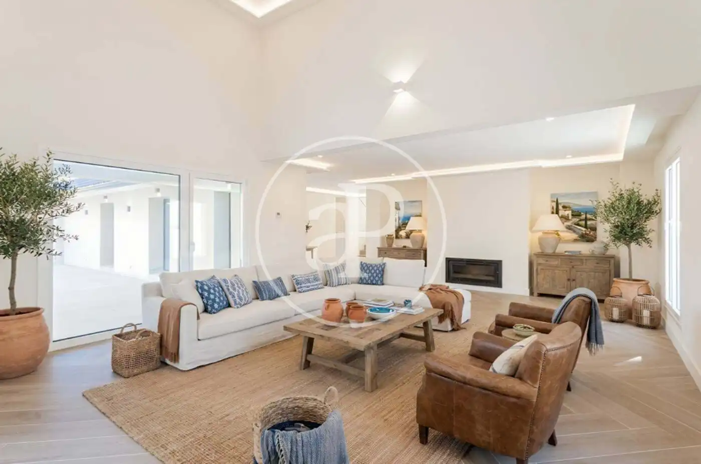 Sala d'estar de Casa o xalet en venda en Ciudalcampo amb Aire condicionat, Calefacció i Jardí privat