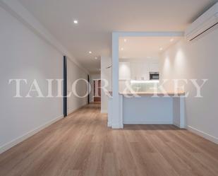 Kitchen of Flat to rent in  Madrid Capital  with Air Conditioner